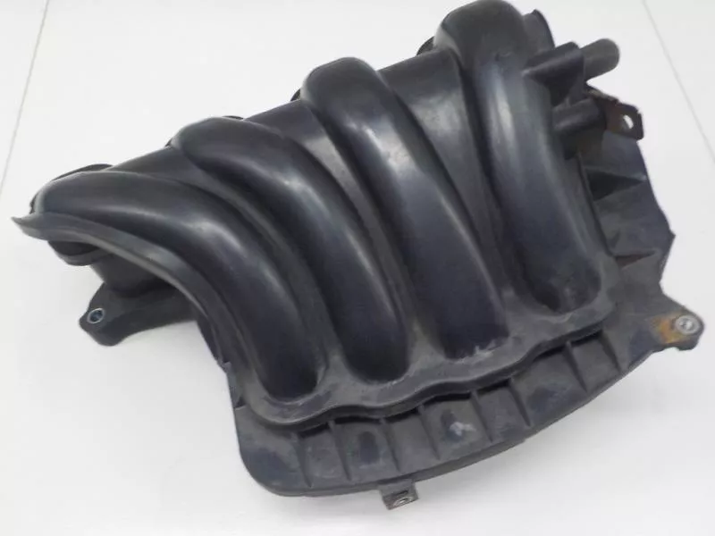 Впускной коллектор ST302201 Впускной коллектор ST302201