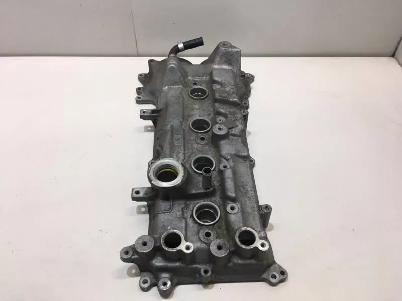 Клапанная крышка ГБЦ BS68749 Клапанная крышка ГБЦ BS68749