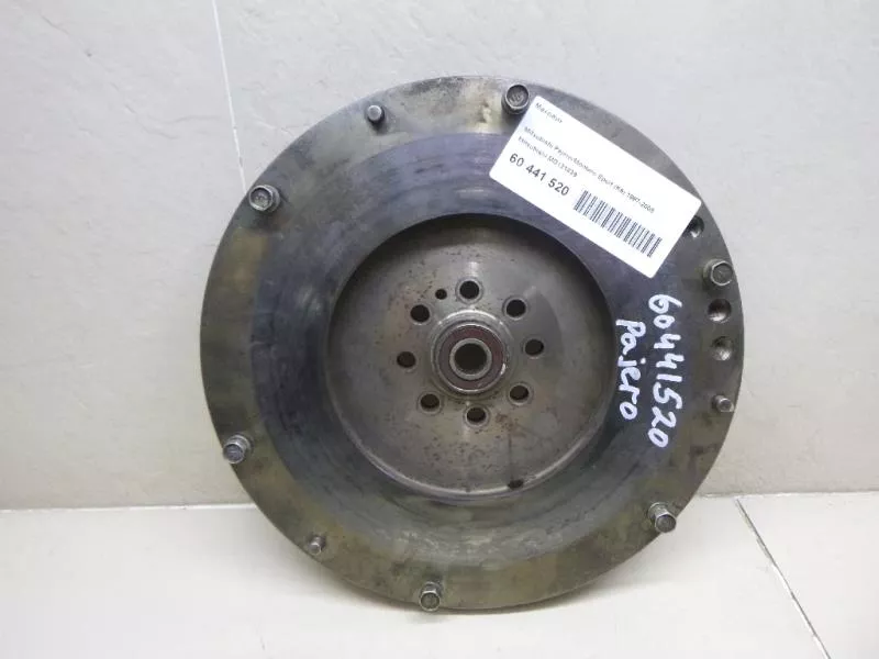 Маховик двигателя BS267432