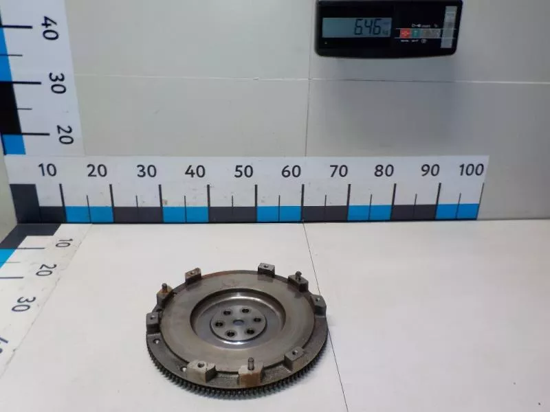 Маховик двигателя BS266562