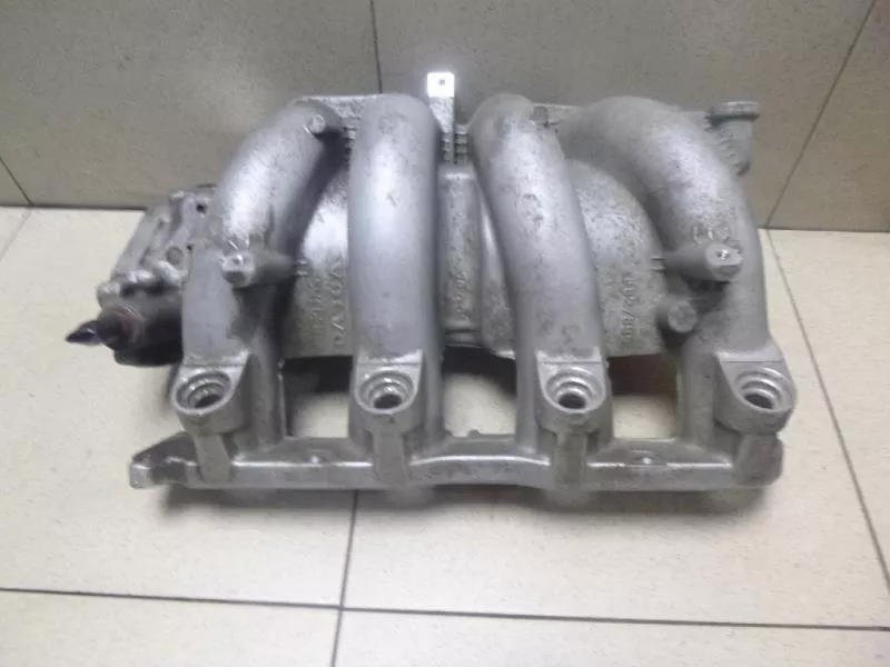 Впускной коллектор ST300203 Впускной коллектор ST300203