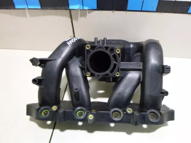 Впускной коллектор ST299582