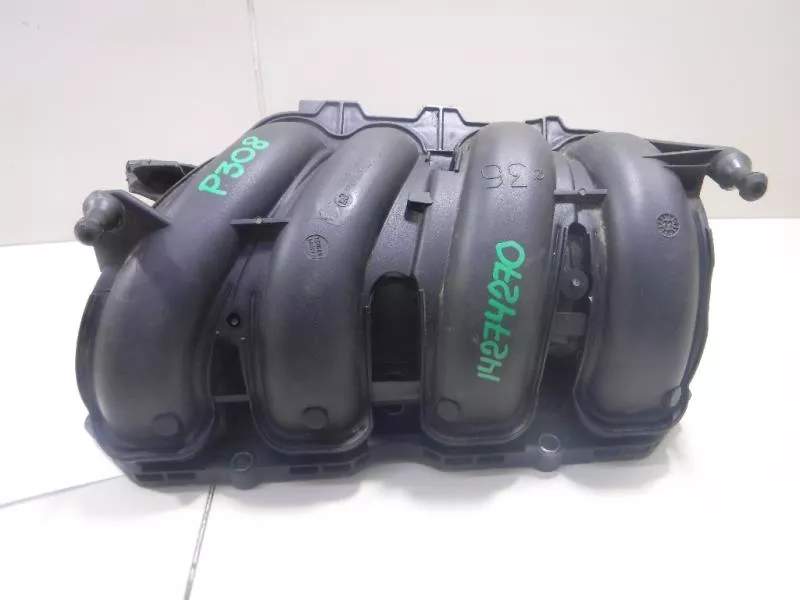 Впускной коллектор ST299068