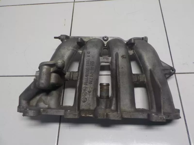 Впускной коллектор ST299570