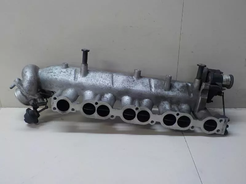 Впускной коллектор ST303082 Впускной коллектор ST303082