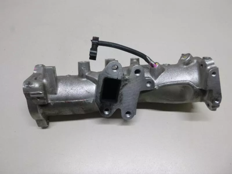 Впускной коллектор ST299898 Впускной коллектор ST299898