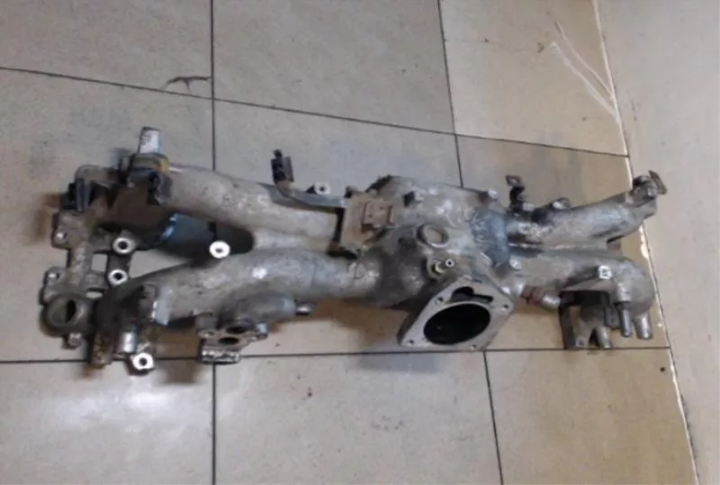 Впускной коллектор ST299087