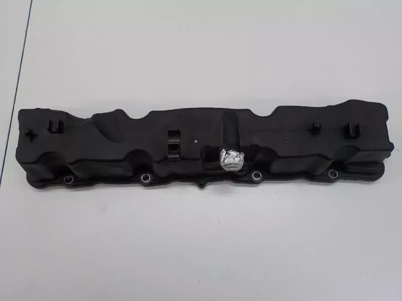 Клапанная крышка ГБЦ BS68690 Клапанная крышка ГБЦ BS68690