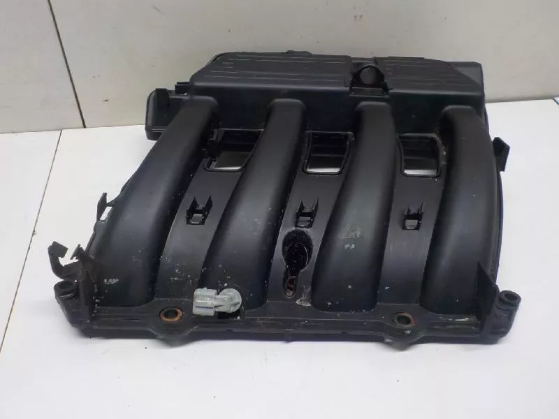 Впускной коллектор ST298704 Впускной коллектор ST298704