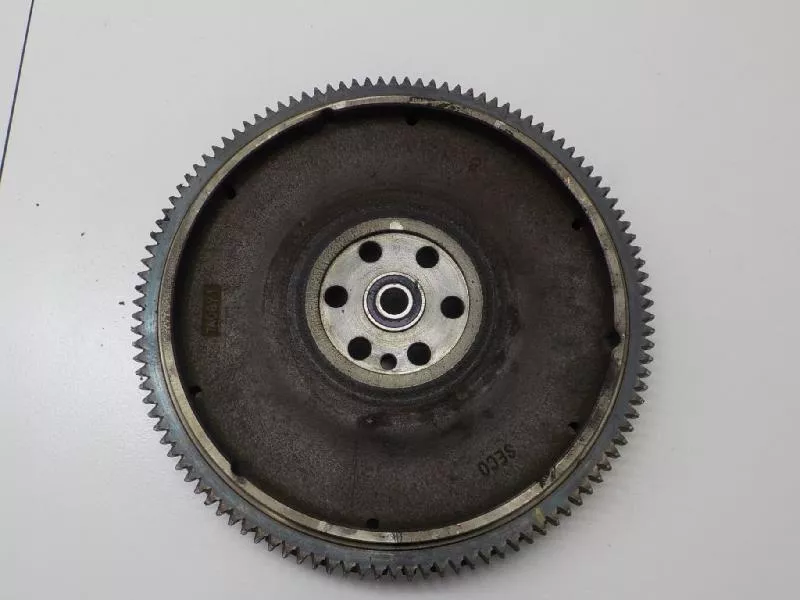 Маховик двигателя BS265135