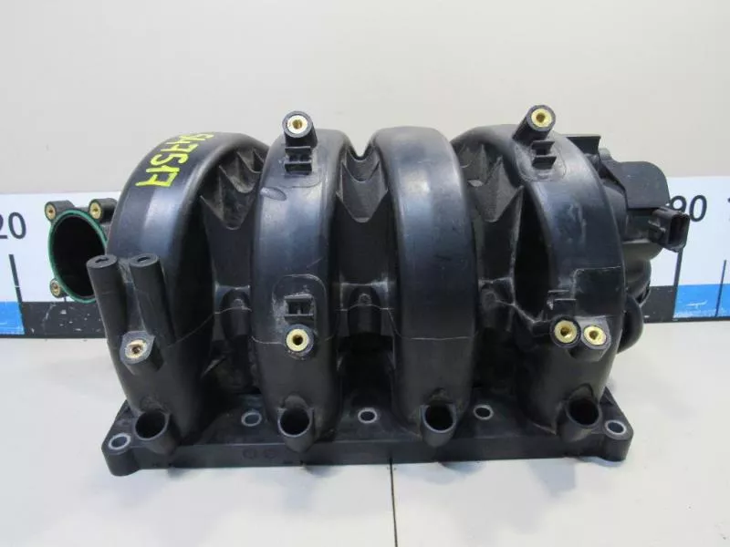 Впускной коллектор ST301515 Впускной коллектор ST301515