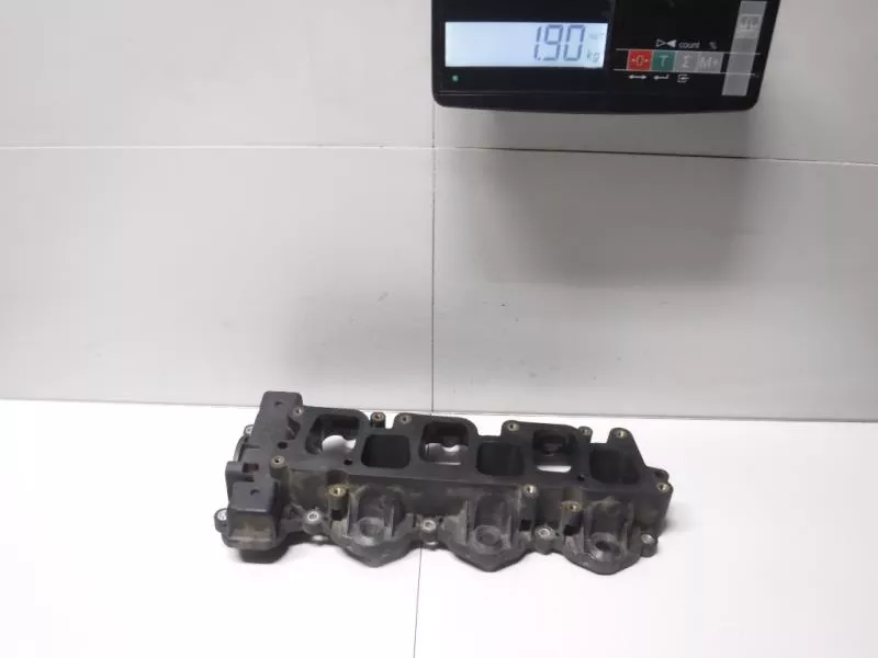 Впускной коллектор ST299549