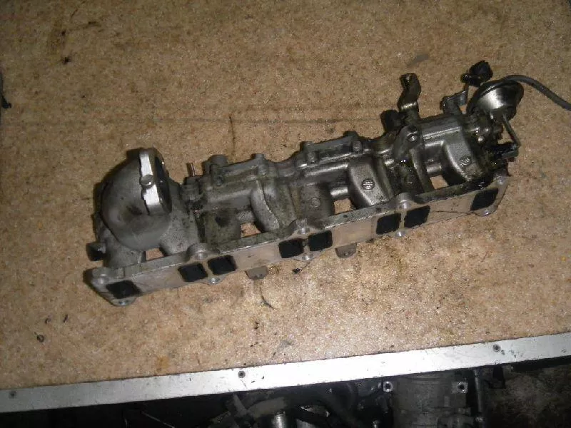 Впускной коллектор ST300335 Впускной коллектор ST300335