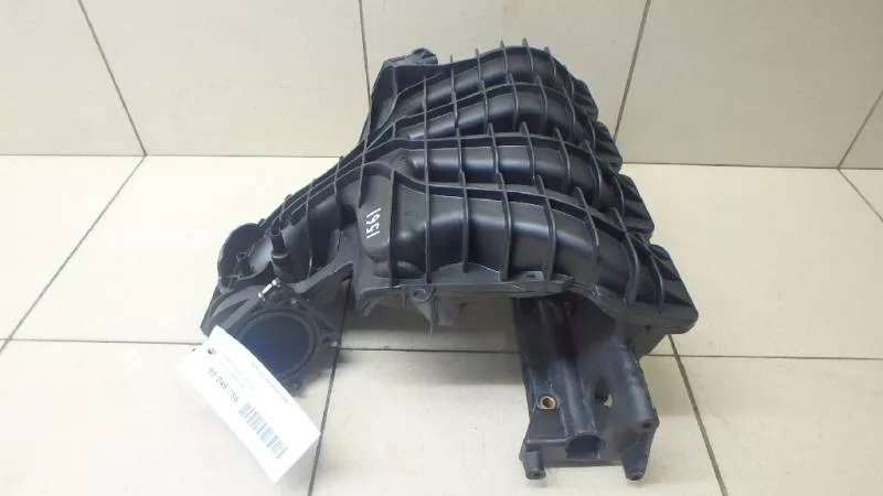 Впускной коллектор ST302046 Впускной коллектор ST302046