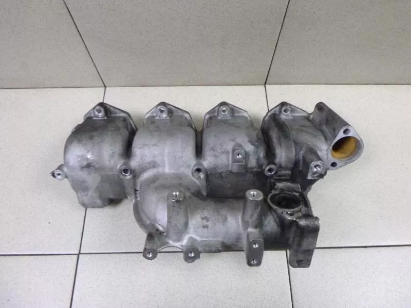 Впускной коллектор ST298762 Впускной коллектор ST298762