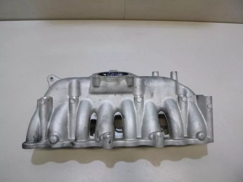 Впускной коллектор ST302168 Впускной коллектор ST302168