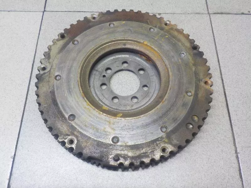 Маховик двигателя BS265978