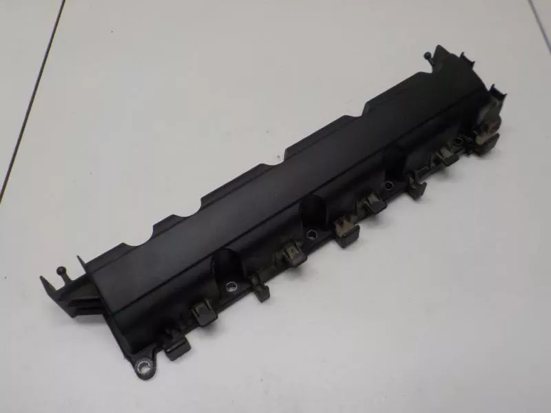 Клапанная крышка ГБЦ BS69216 Клапанная крышка ГБЦ BS69216