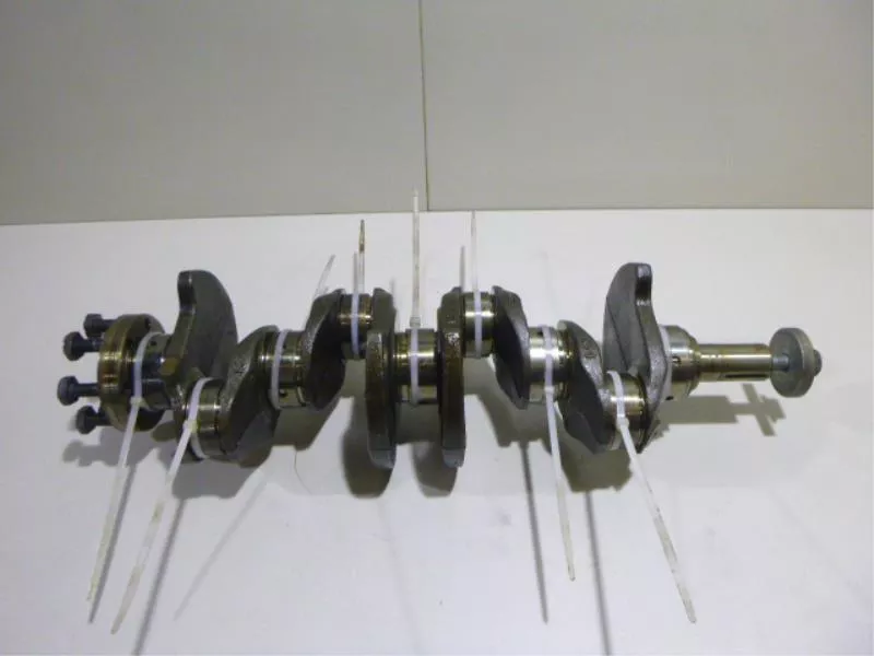 Коленвал BS249125 Коленвал BS249125