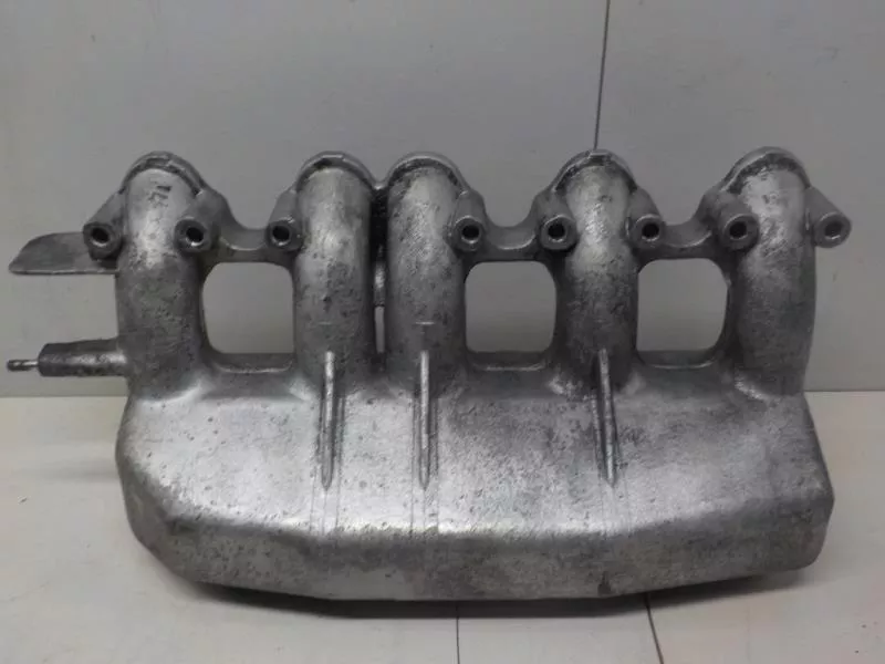 Впускной коллектор ST298944 Впускной коллектор ST298944