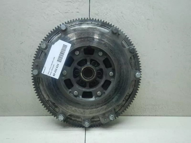 Маховик двигателя BS267841 Маховик двигателя BS267841