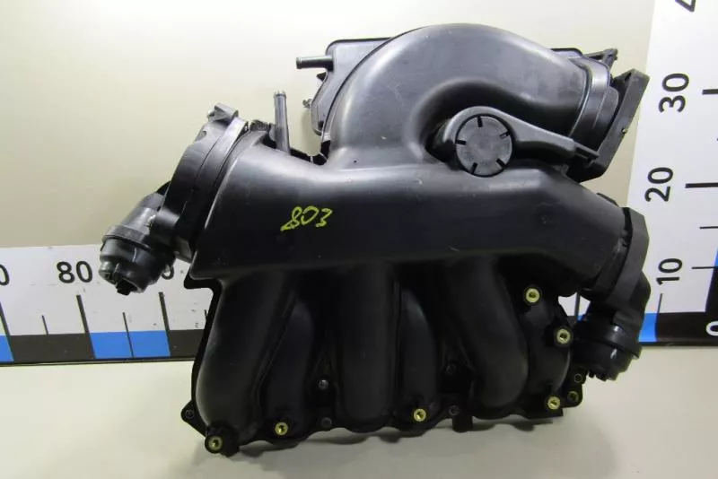 Впускной коллектор ST302646 Впускной коллектор ST302646