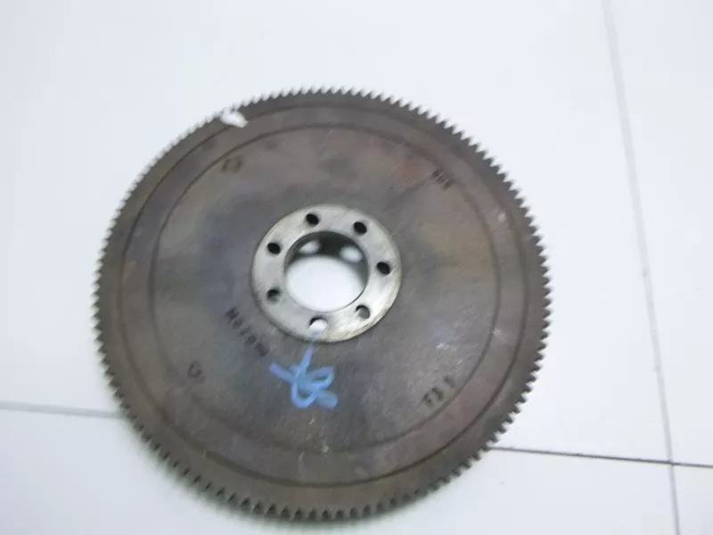 Маховик двигателя BS266785