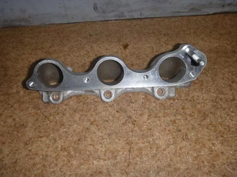 Впускной коллектор ST298086