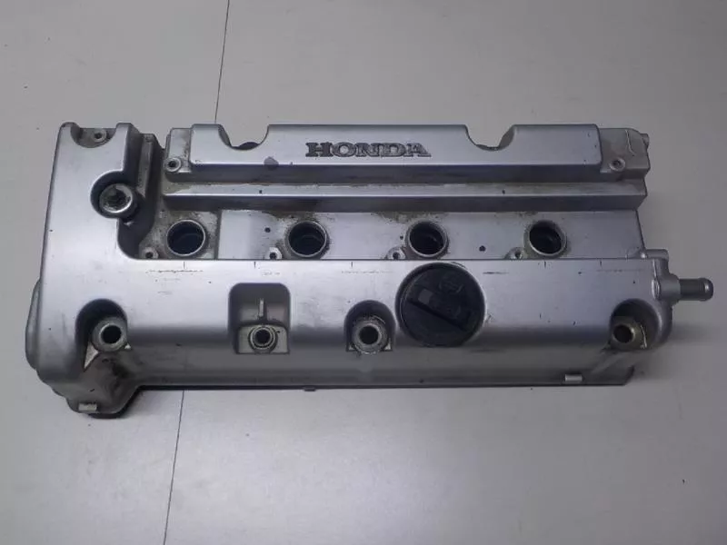 Клапанная крышка ГБЦ BS69483 Клапанная крышка ГБЦ BS69483