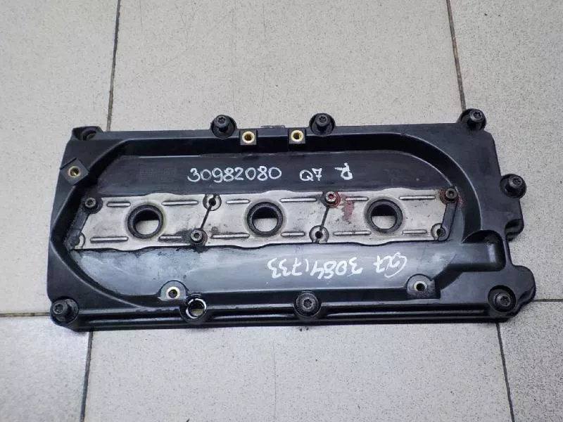 Клапанная крышка ГБЦ BS68664