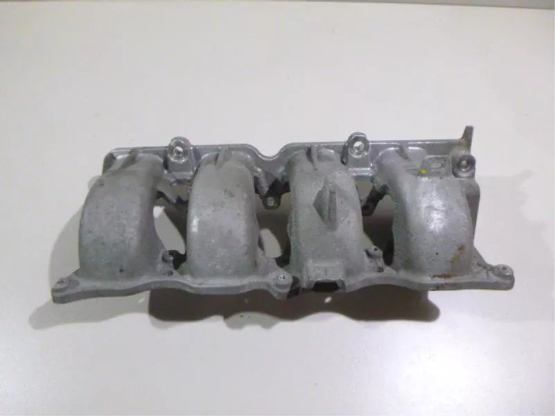 Впускной коллектор ST300840 Впускной коллектор ST300840