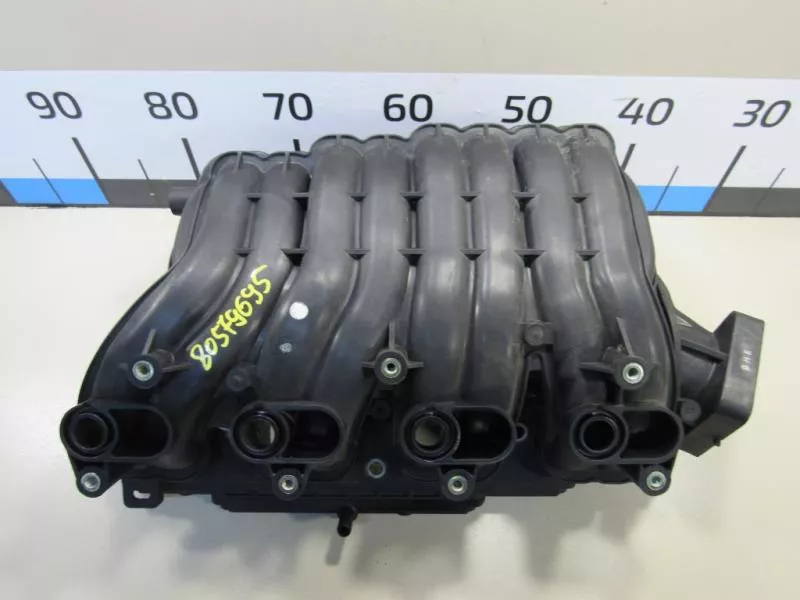 Впускной коллектор ST300890