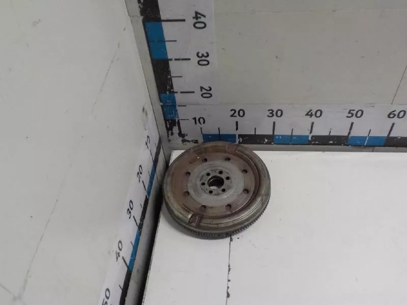 Маховик двигателя BS267525