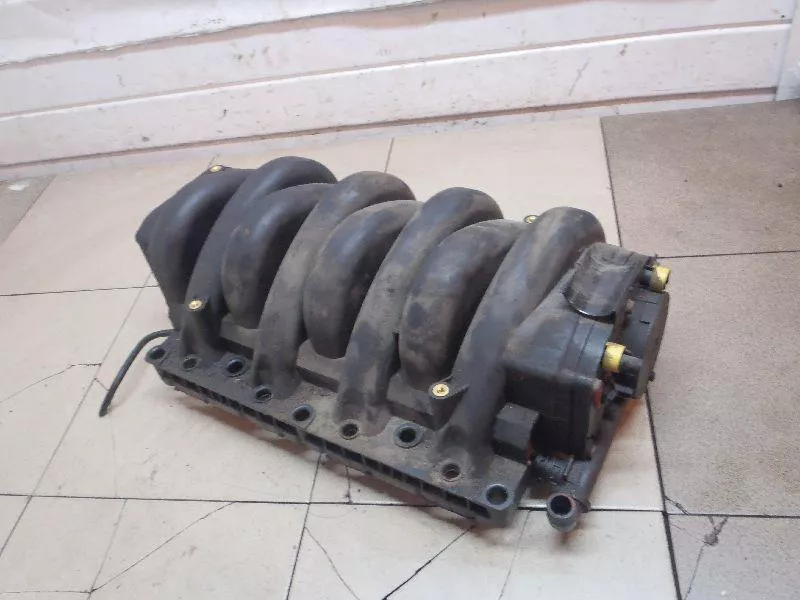 Впускной коллектор ST298785