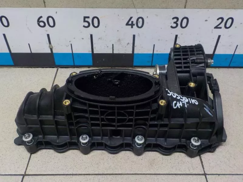 Впускной коллектор ST302548 Впускной коллектор ST302548