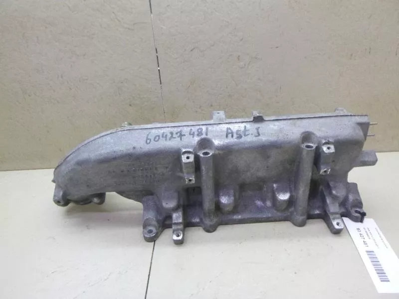 Впускной коллектор ST301963