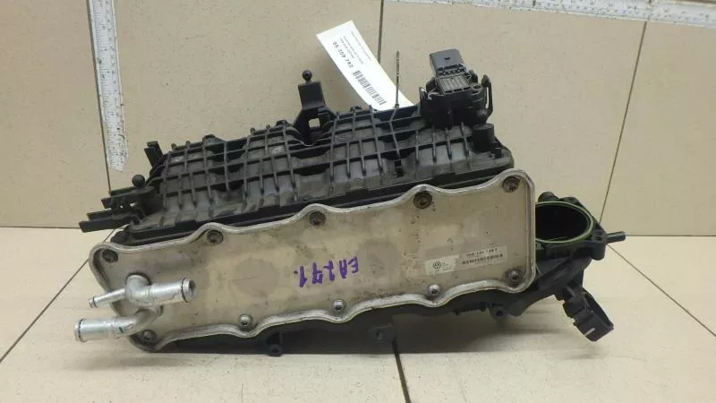 Впускной коллектор ST302832 Впускной коллектор ST302832