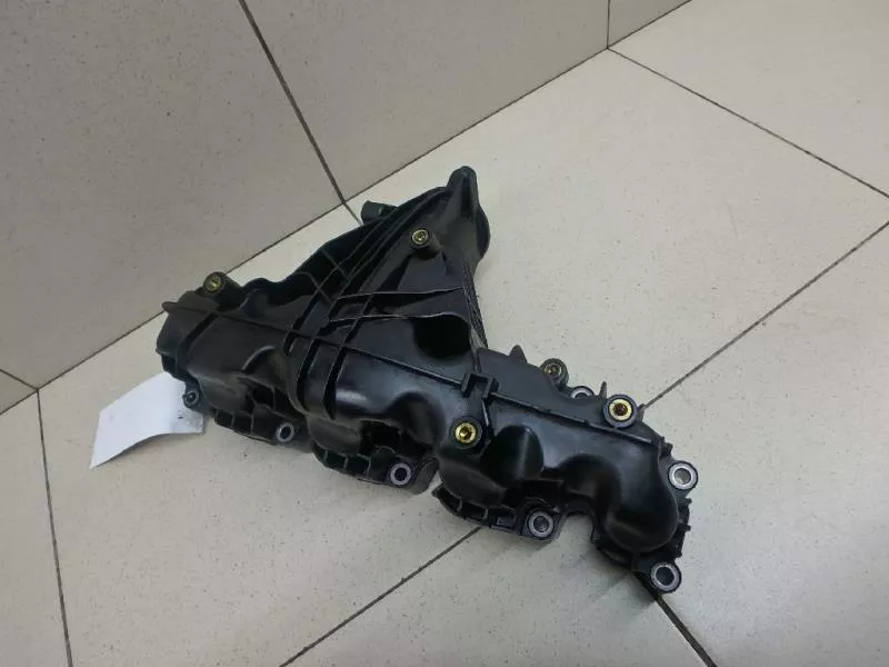 Впускной коллектор ST302362 Впускной коллектор ST302362