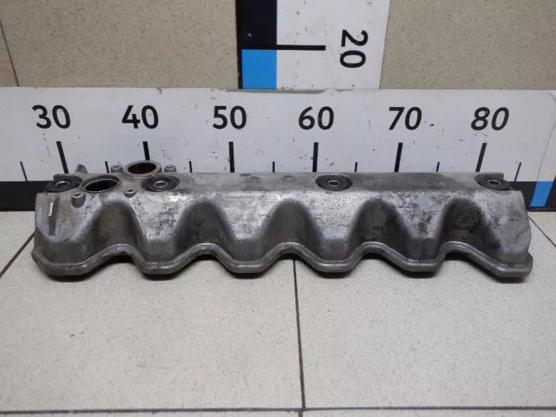 Клапанная крышка ГБЦ BS69799 Клапанная крышка ГБЦ BS69799