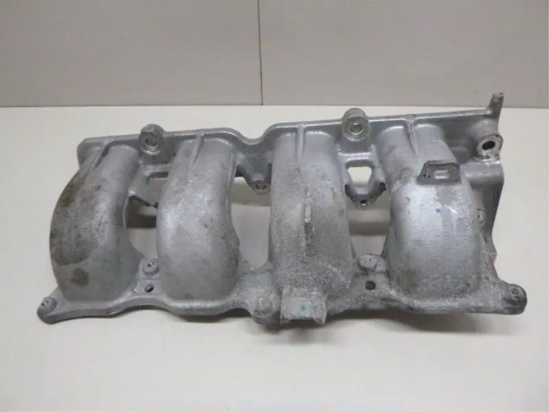 Впускной коллектор ST300839 Впускной коллектор ST300839