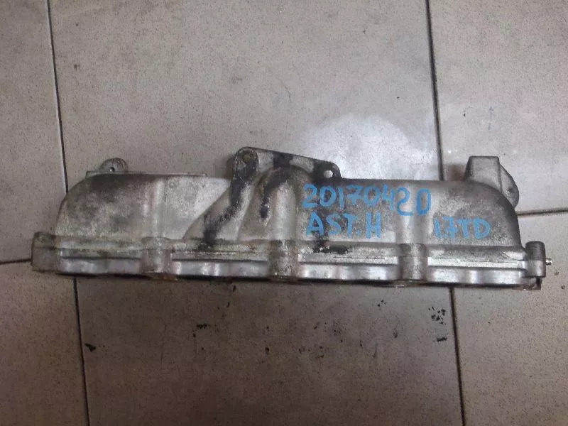 Впускной коллектор ST300441