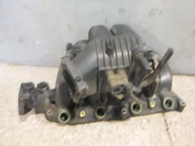 Впускной коллектор ST300511 Впускной коллектор ST300511