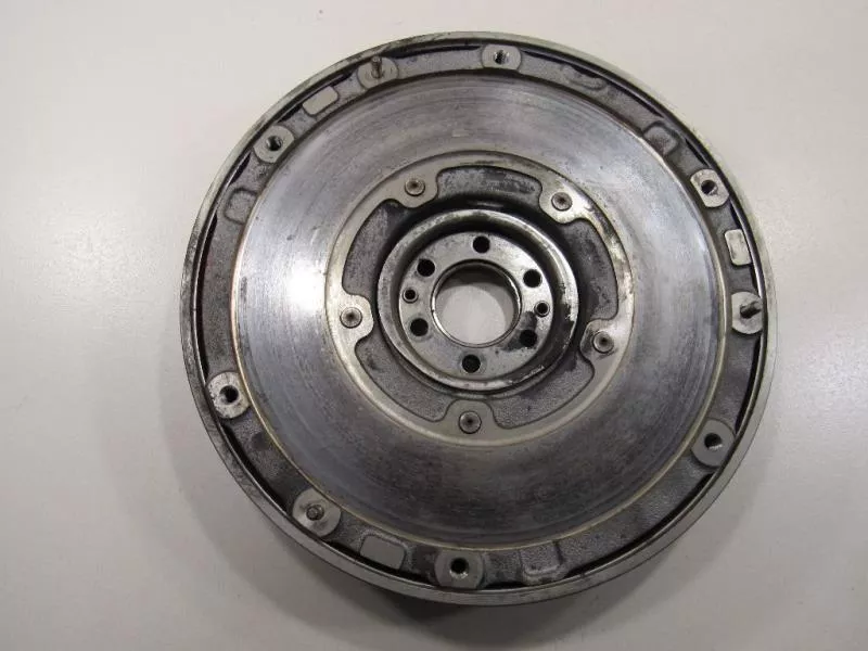 Маховик двигателя BS265892