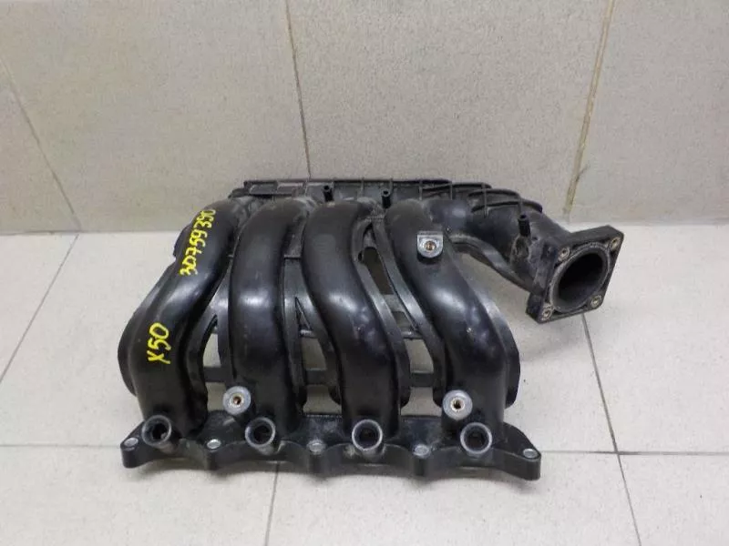 Впускной коллектор ST302457 Впускной коллектор ST302457