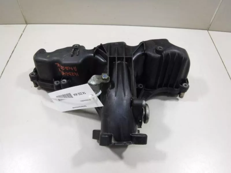 Впускной коллектор ST302960 Впускной коллектор ST302960