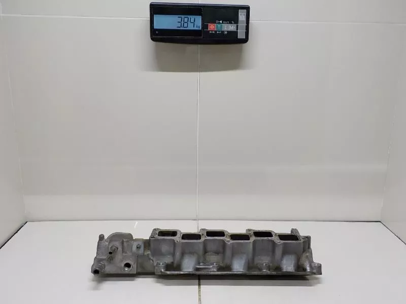 Впускной коллектор ST300357 Впускной коллектор ST300357