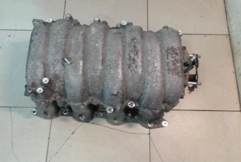 Впускной коллектор ST302212