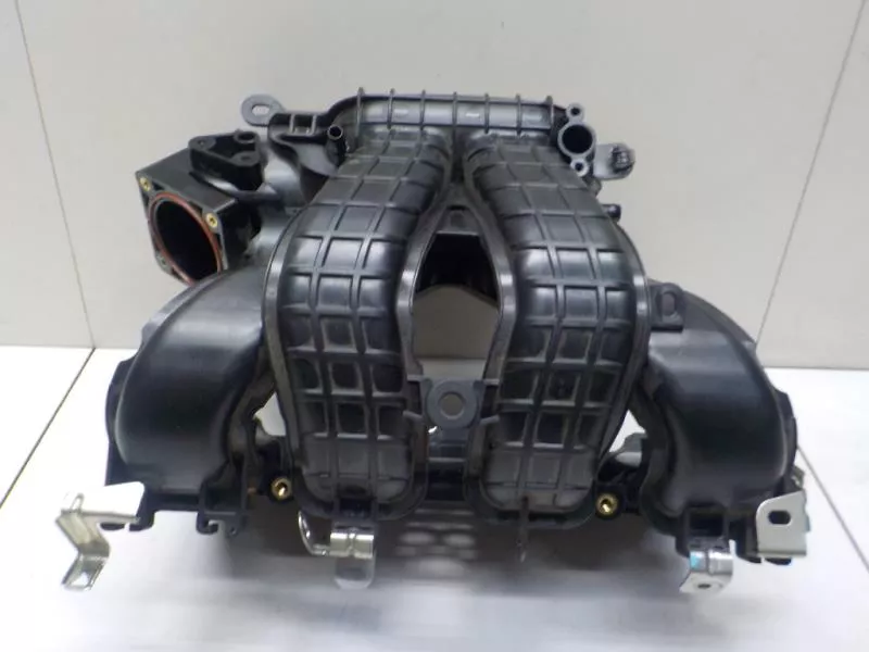 Впускной коллектор ST302131 Впускной коллектор ST302131