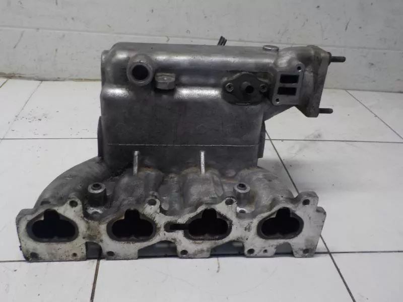 Впускной коллектор ST300886