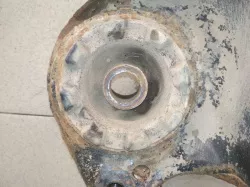 Подрамник (балка подмоторная) BS237352